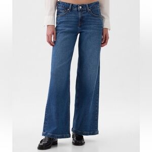 Gap Low Stride Wide Leg Blue Jeans Size 33/16 Short
